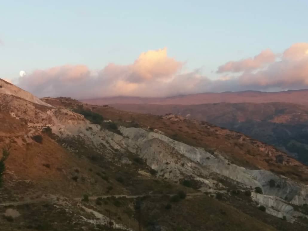 Gebirge bei Granada - Amira: Sozialtherapeutisches Mutter-Kind-Projekt in Spanien